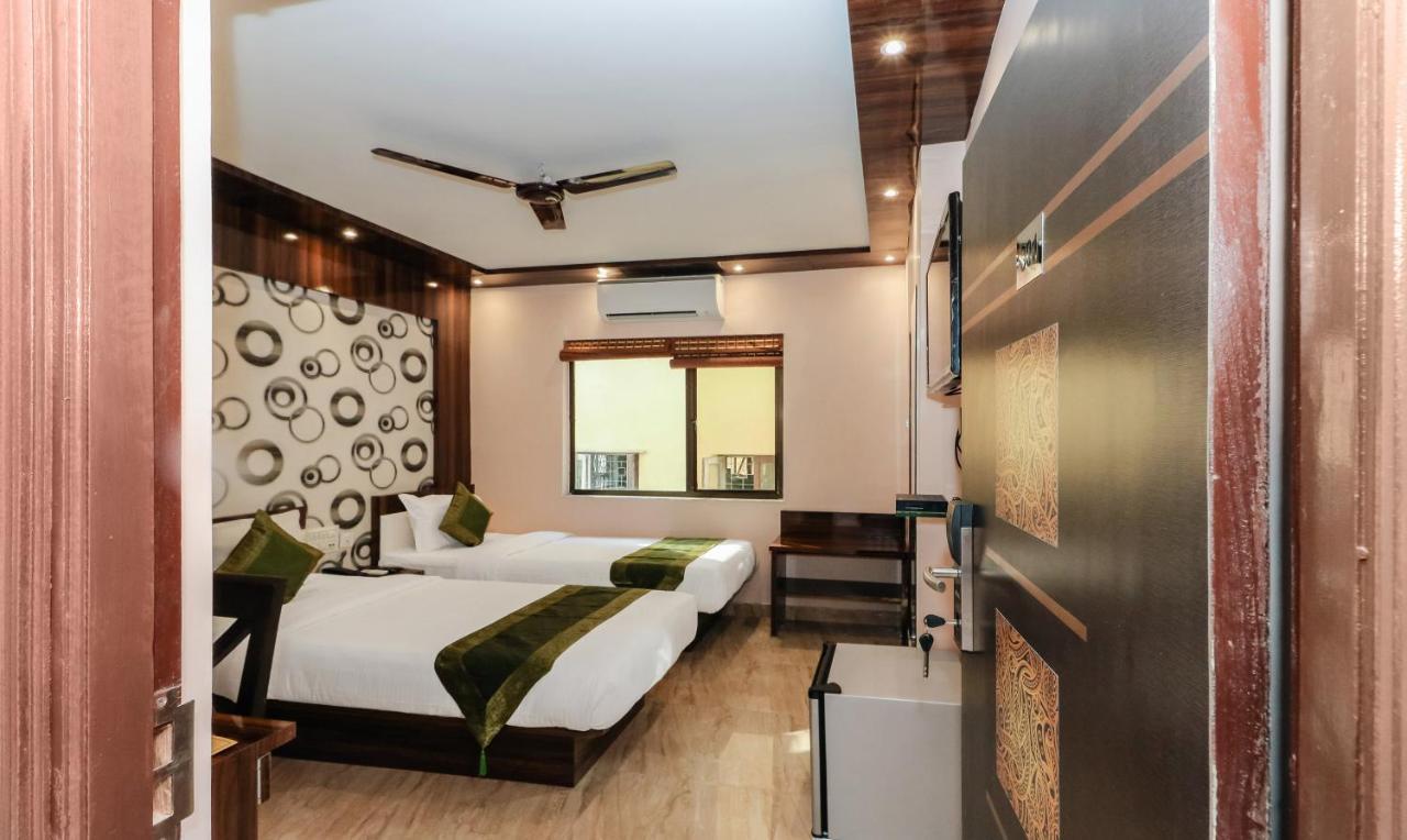Treebo Trend Imperio Hotel โกลกาตา ภายนอก รูปภาพ